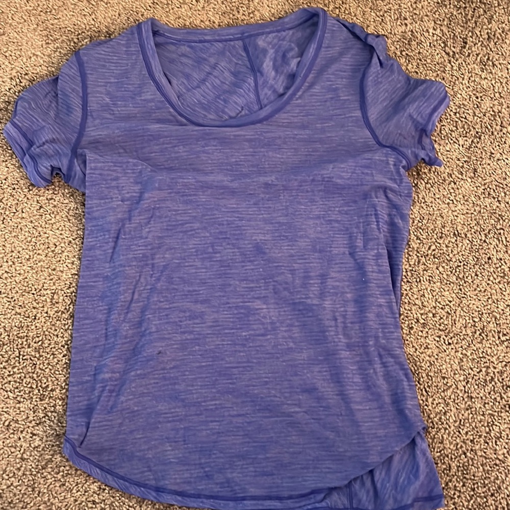 Lululemon top